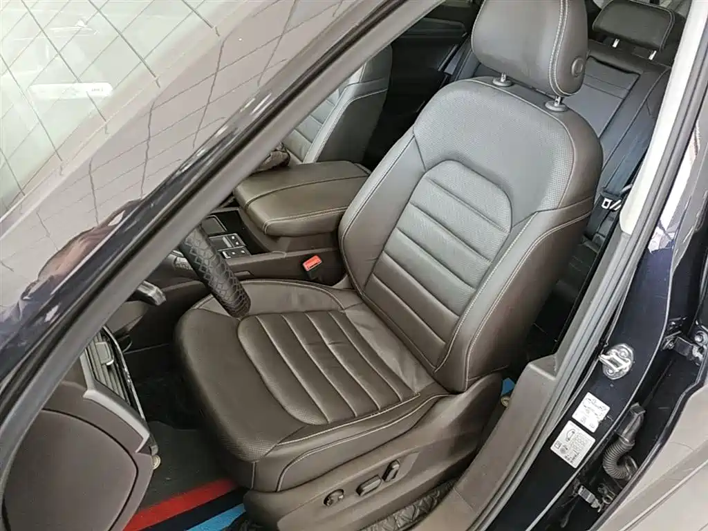 Volkswagen Teramont 2017 330TSI 2WD Luxury фото 15