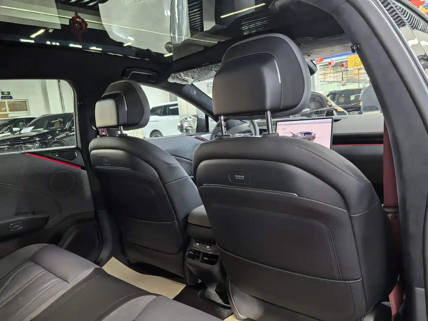 ZEEKR EXTREME KRYPTON 007GT