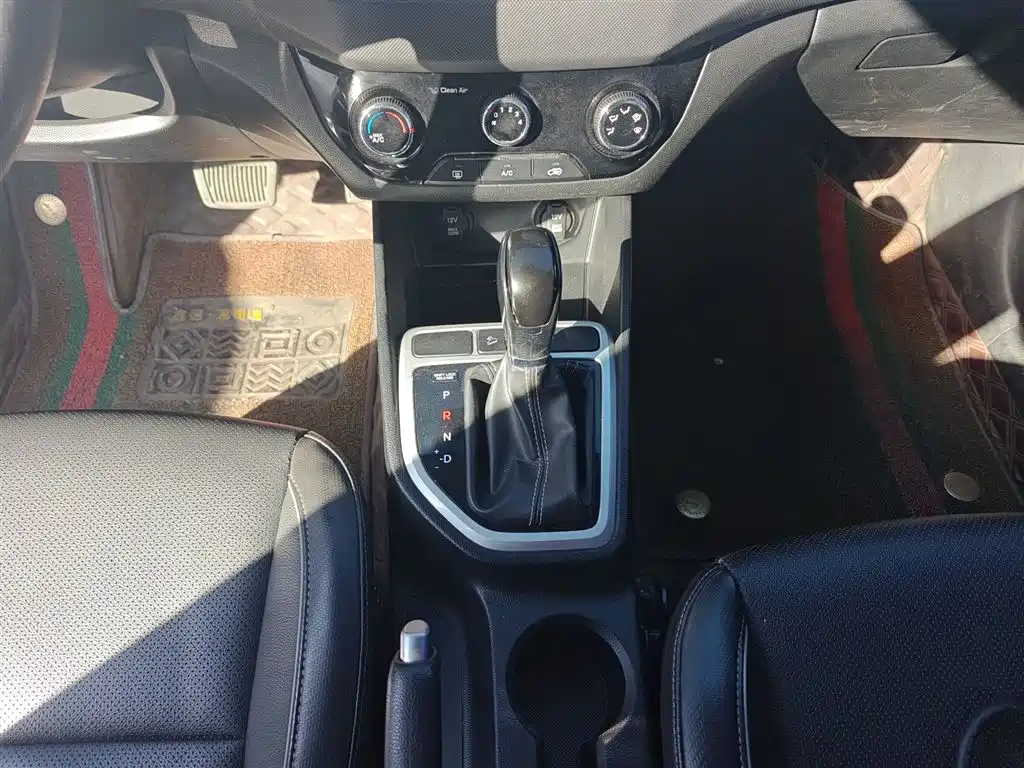 Hyundai Beijing Hyundai ix25 2017 1.6L Automatic Smart Edition фото 14
