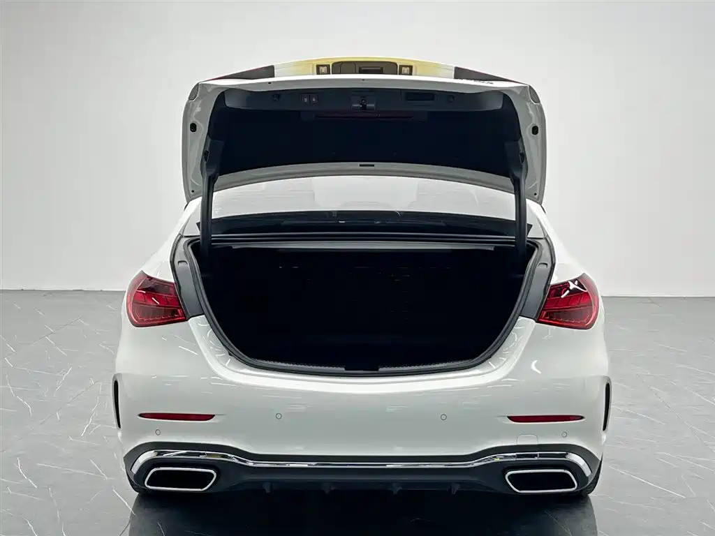 Mercedes-Benz C-Class 2023 Facelift C 260 L Sport Edition фото 11