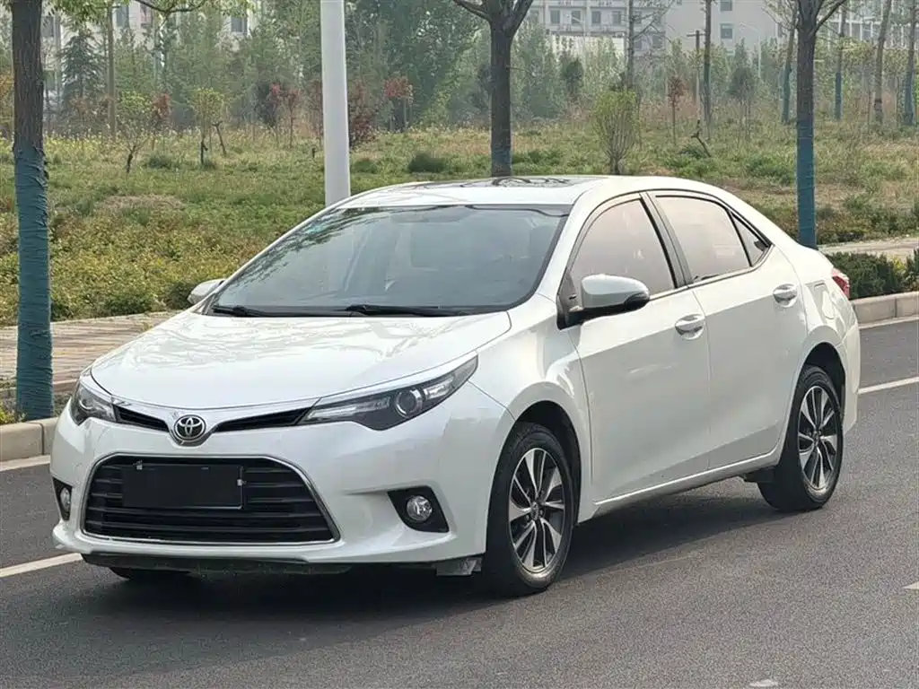 Toyota Levin 2014 1.8GS CVT Elite Edition фото 2