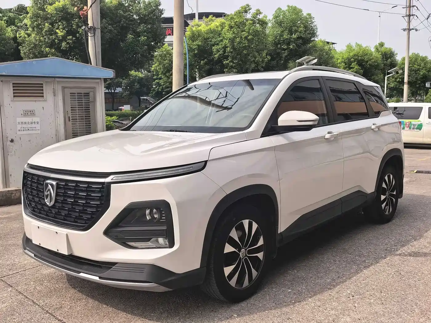 Baojun 530 2019 2020 1.5T CVT Prestige Connect 6-Seater