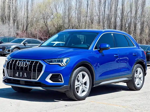Audi Q3 35 TFSI, Stylish Elegant