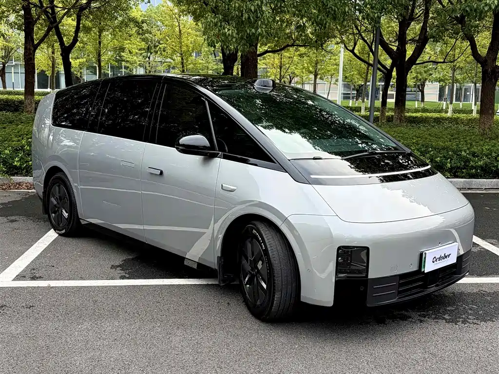 Li Auto MEGA 2024 2024 Ultra