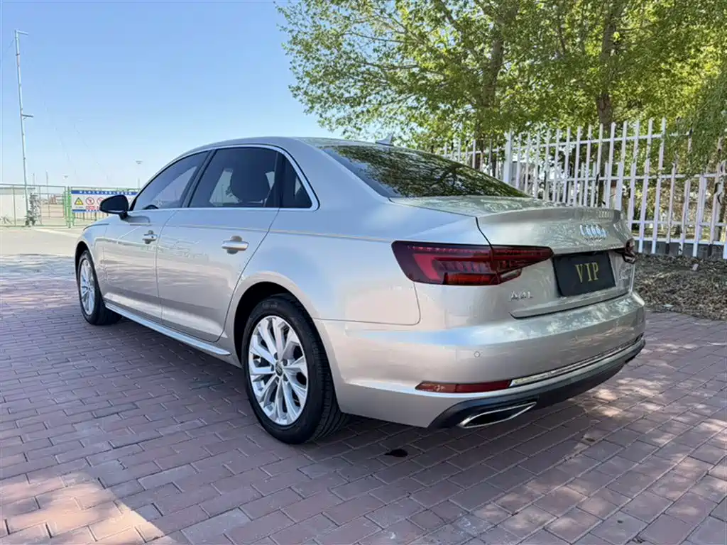 Audi A4L 2019 40 TFSI Progressive (China VI) фото 4