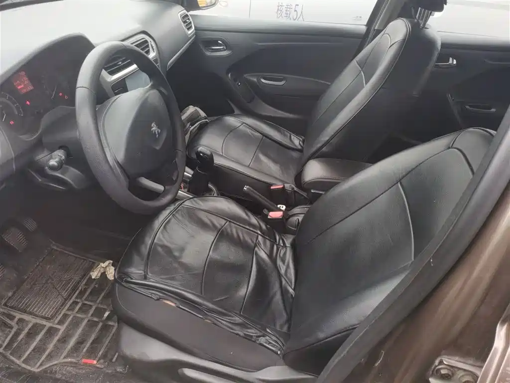 Peugeot 301 2014 1.6L Manual Comfort Edition фото 11