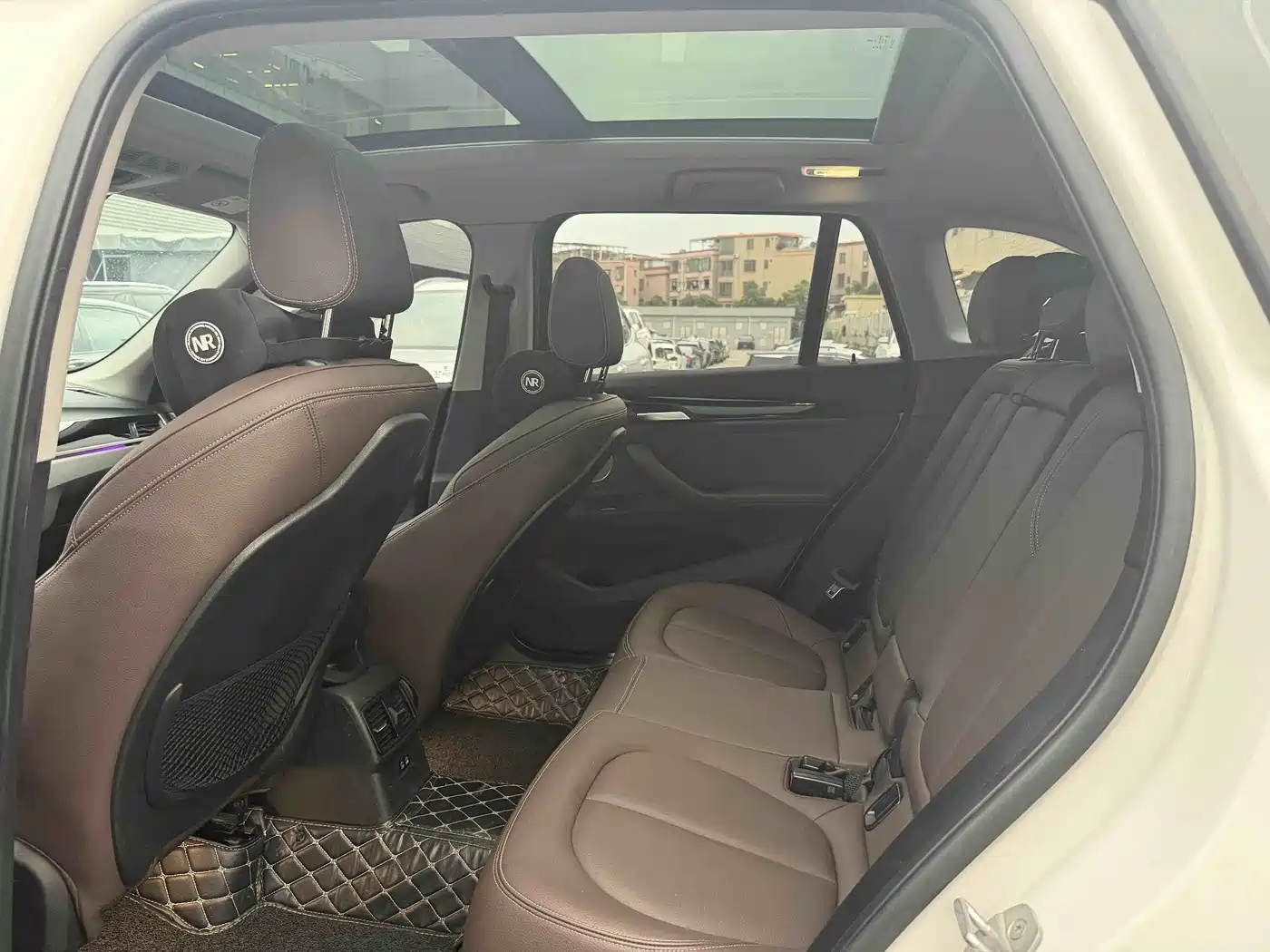 BMW X1 2022 sDrive25Li Leading фото 9
