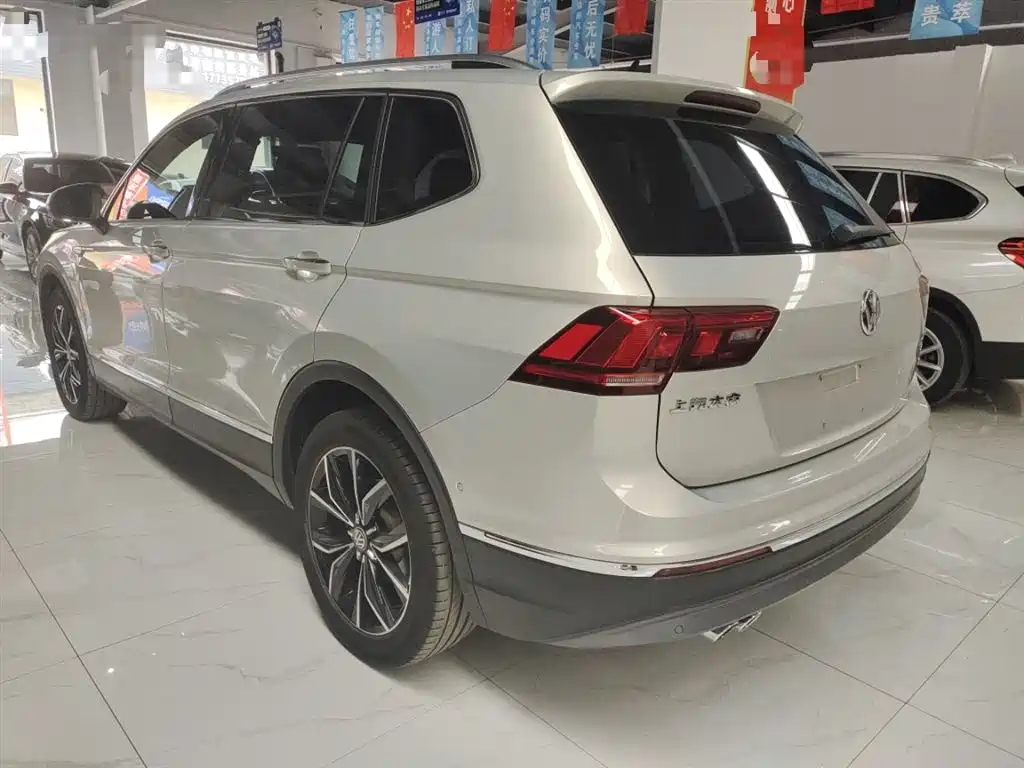 Volkswagen Tiguan L 2019 Facelift 330TSI Auto 2WD Smart Luxury China VI фото 5