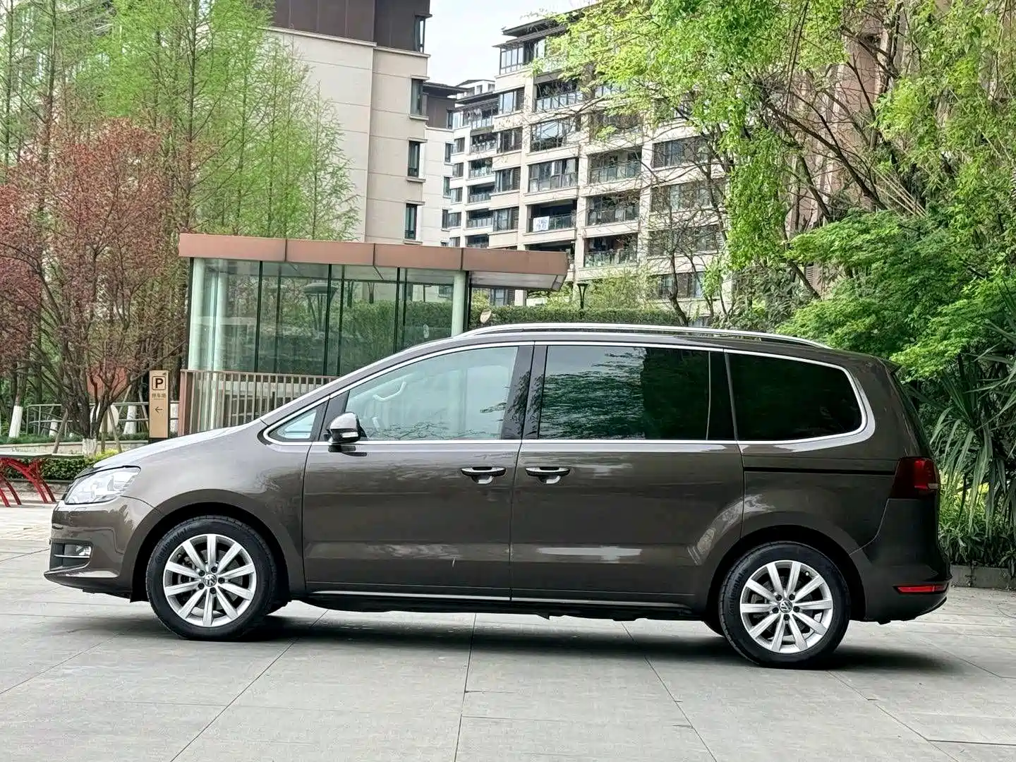 Фото 5 - Volkswagen Sharan