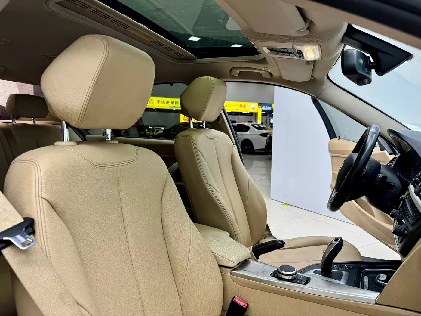 BMW 3 Series 2014 320Li Fashion фото 14