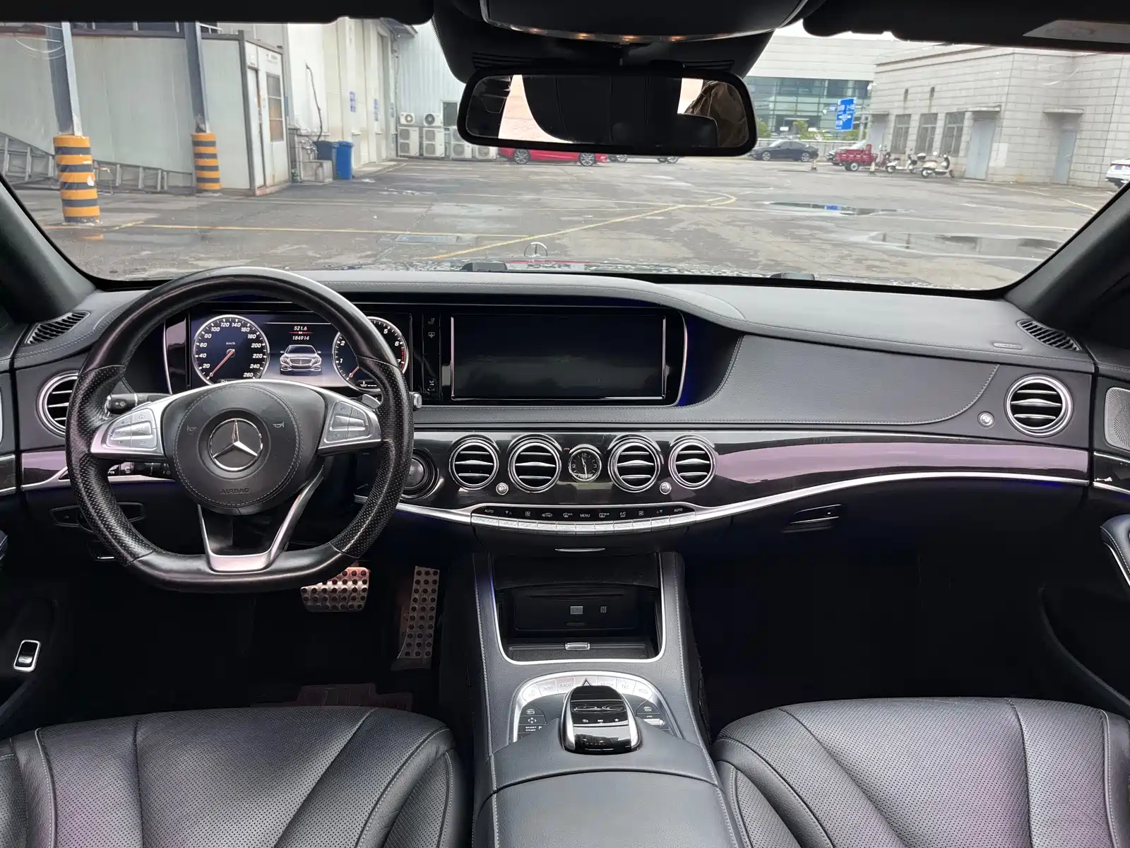 Фото 6 - Mercedes-Benz S-Class