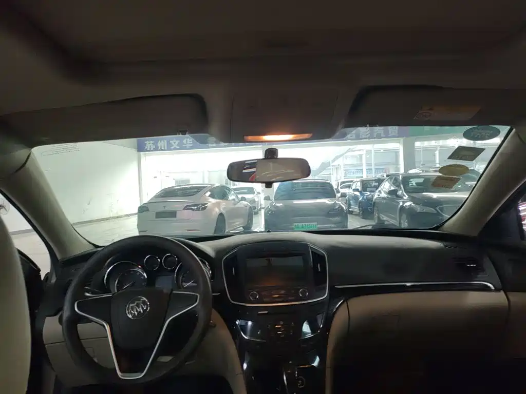 Buick Regal 2015 2.0L Leading Fashion Model фото 14