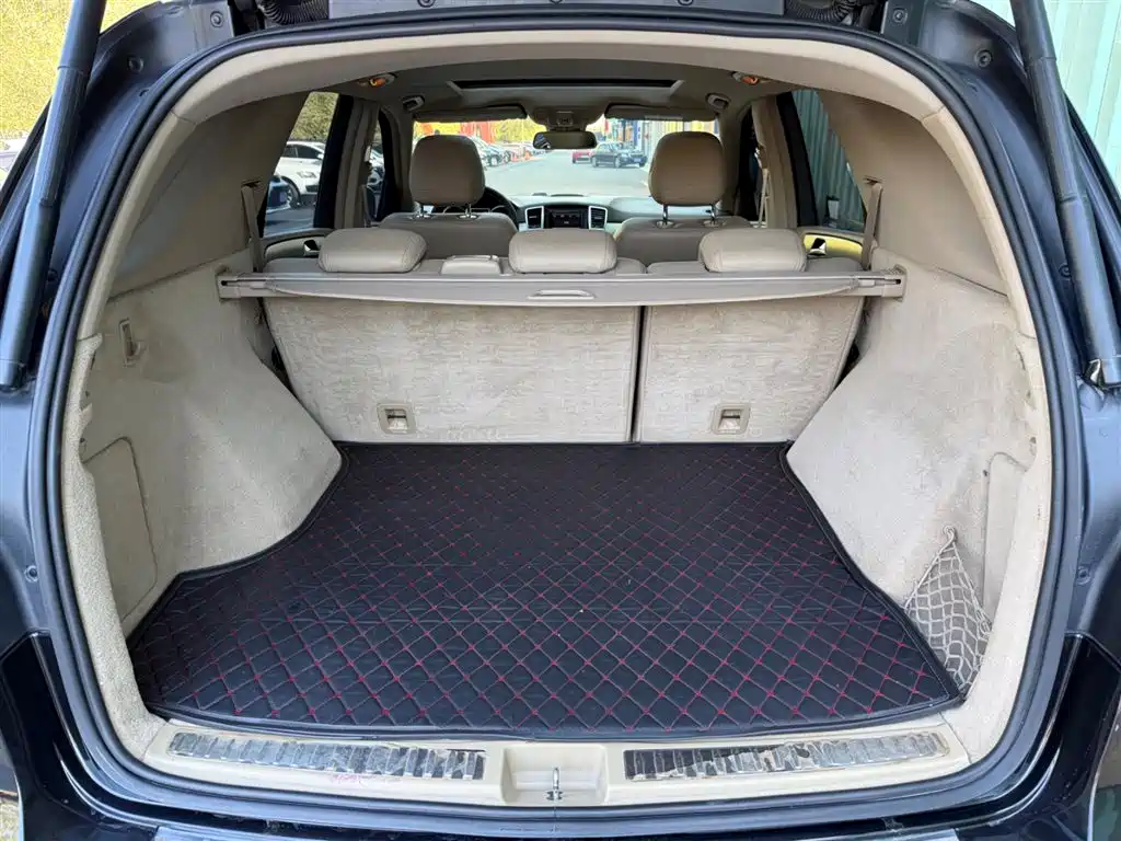 Mercedes-Benz M-Class 2015 ML 320 4MATIC фото 9