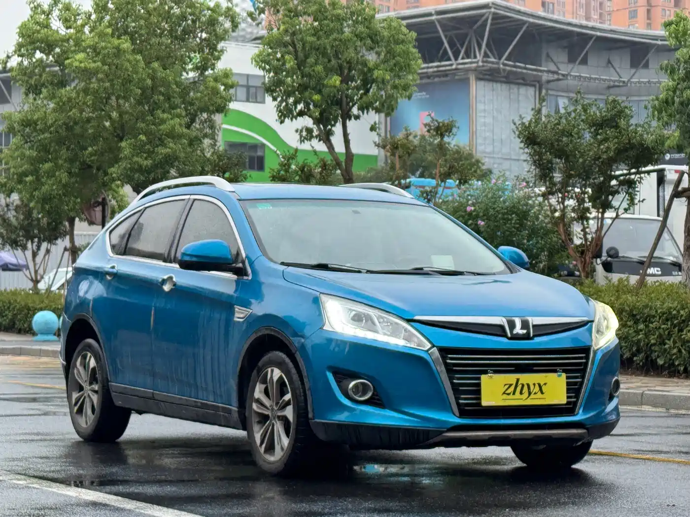Luxgen U6 SUV 2015 2015 1.8T Fashion Edition