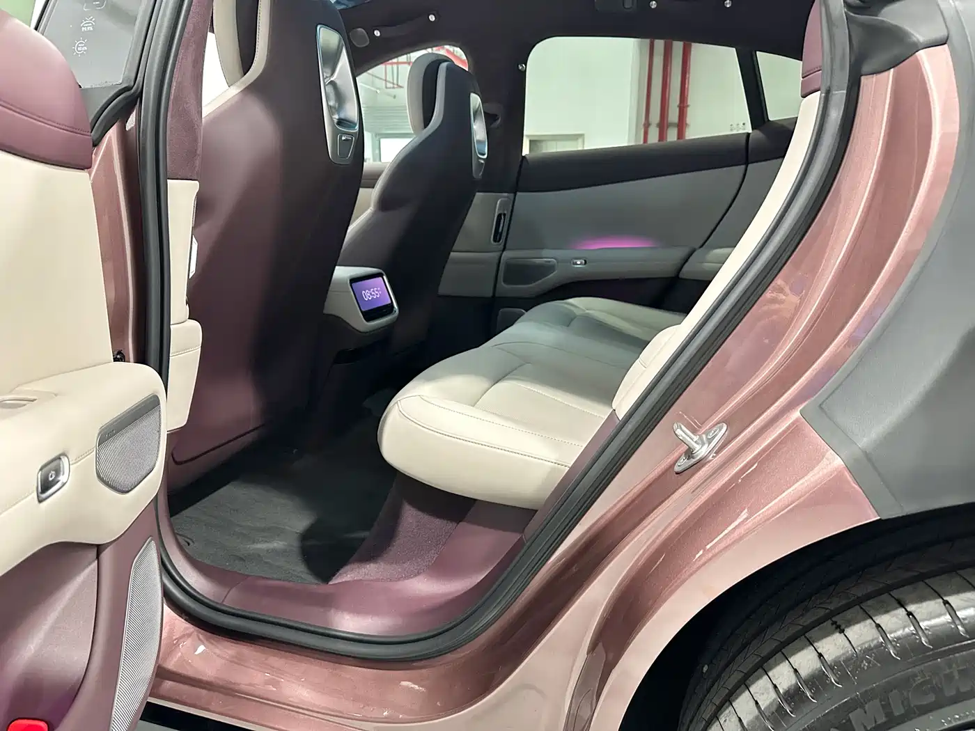 Xiaomi Auto Xiaomi YU7 2025 Ultra Long Range High Performance AWD Max Edition фото 15