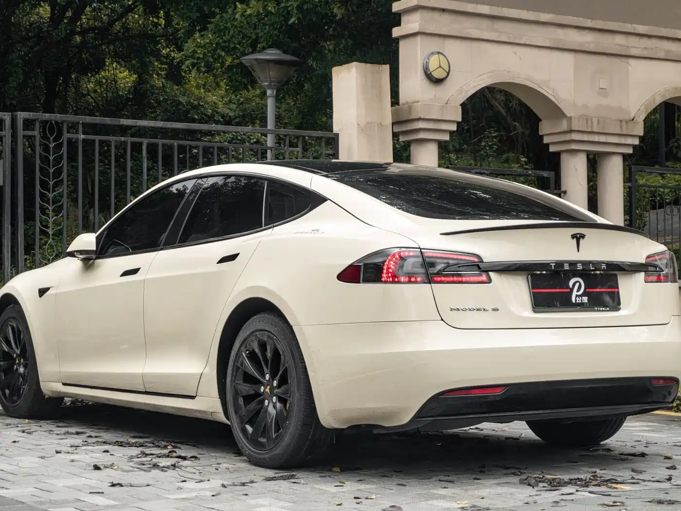 Tesla Model S 2017 2016 Model S 75