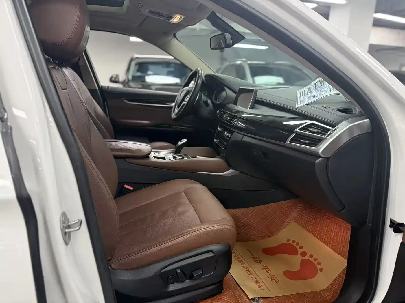 BMW X6 2015 xDrive35i Leading Type фото 5