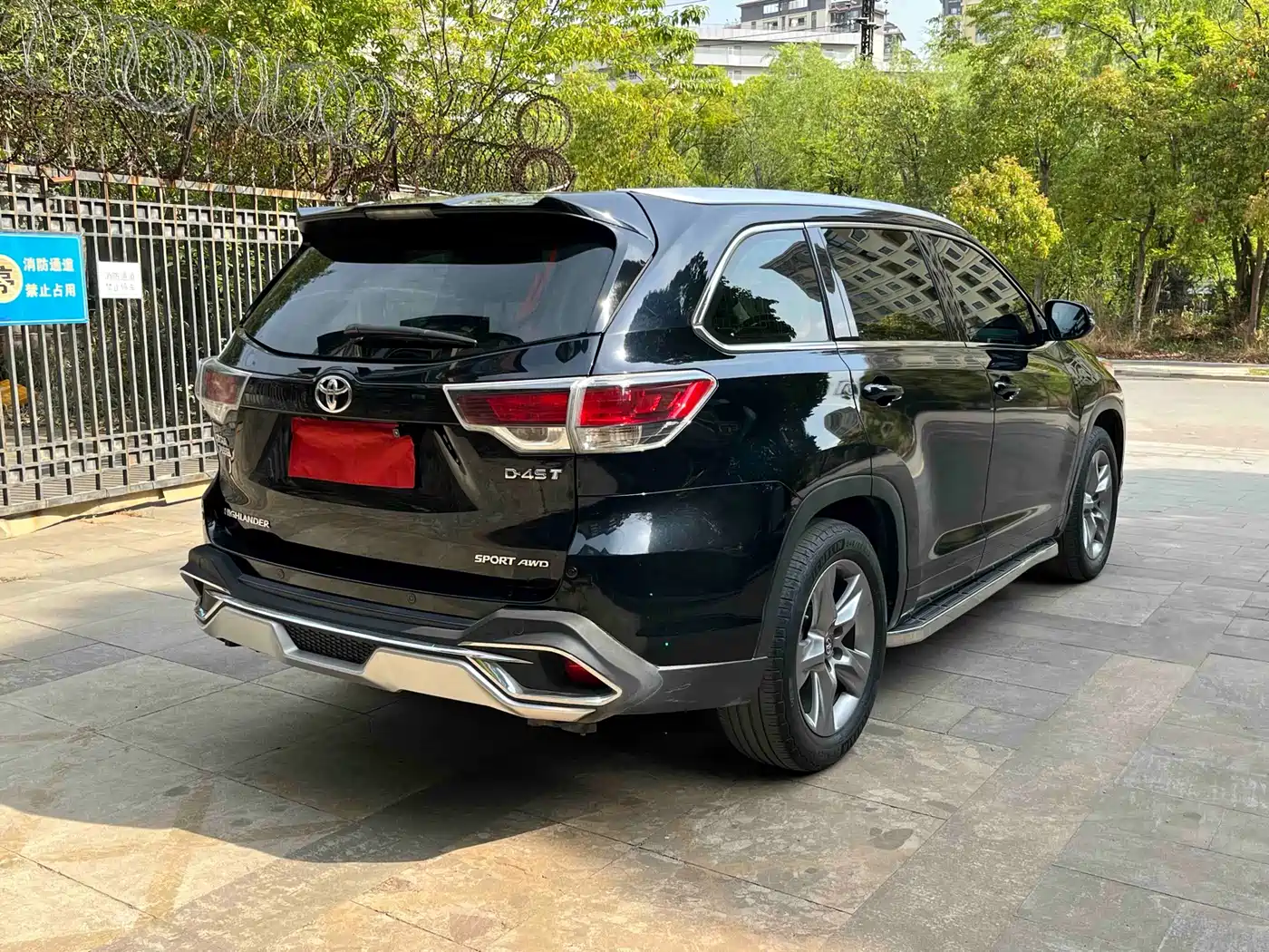 Toyota Highlander 2017 2.0T 4WD Premium 7-Seater фото 8