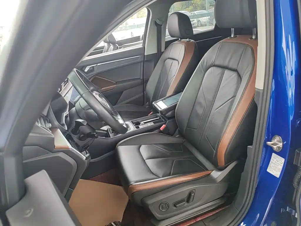 Фото 15 - Audi Q3