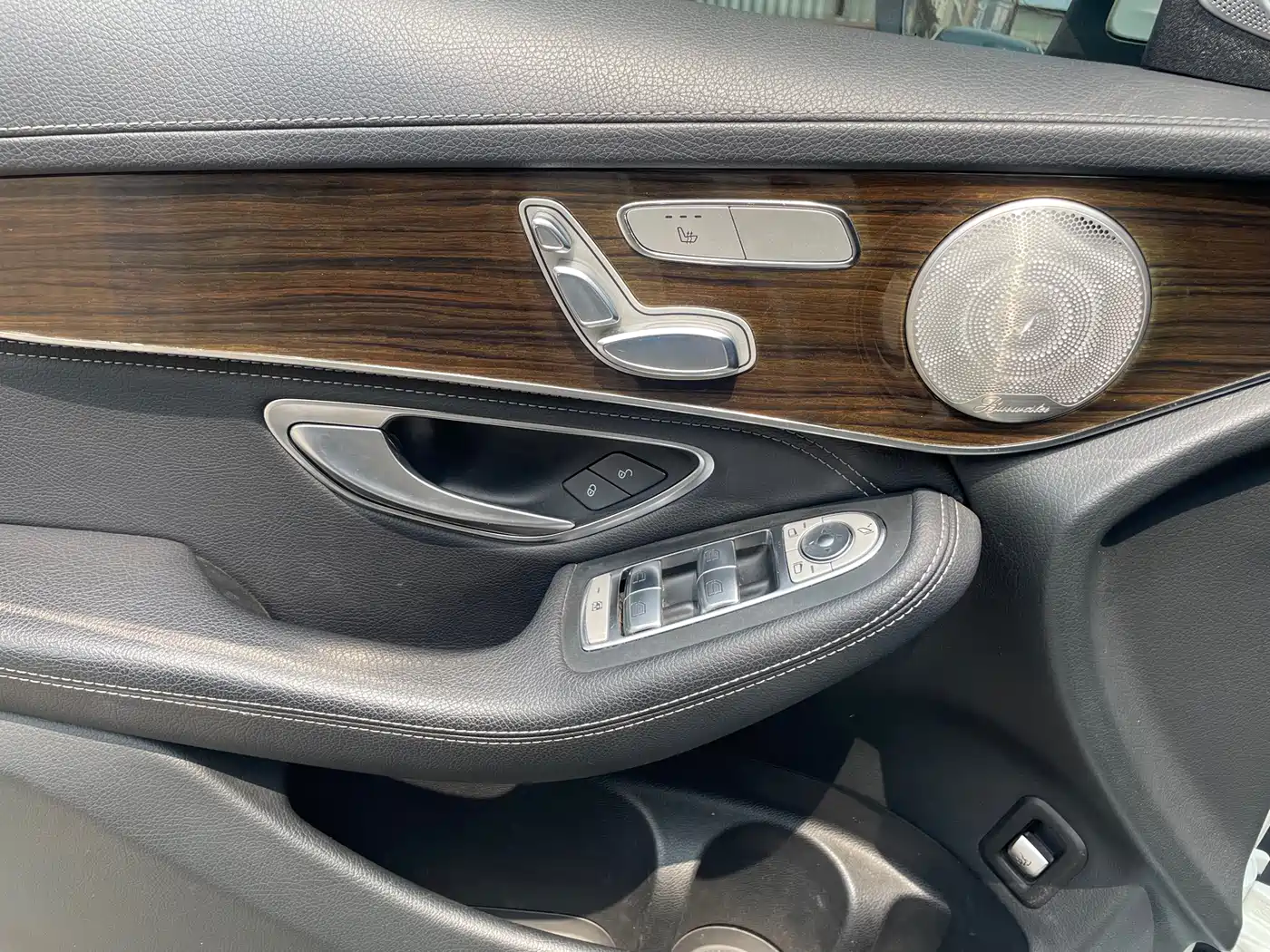 Mercedes-Benz GLC 2017 GLC 260 4MATIC Dynamic фото 16