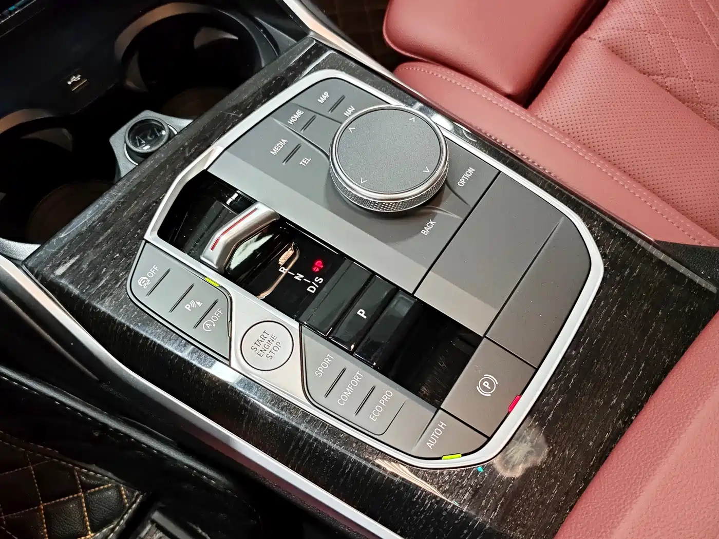 BMW 3 Series 2024 325Li M Sport Package фото 11