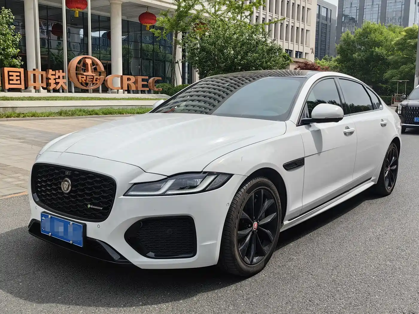 Jaguar XFL 2021 XFL 2.0T P250 AWD Gloss Black Sport Edition