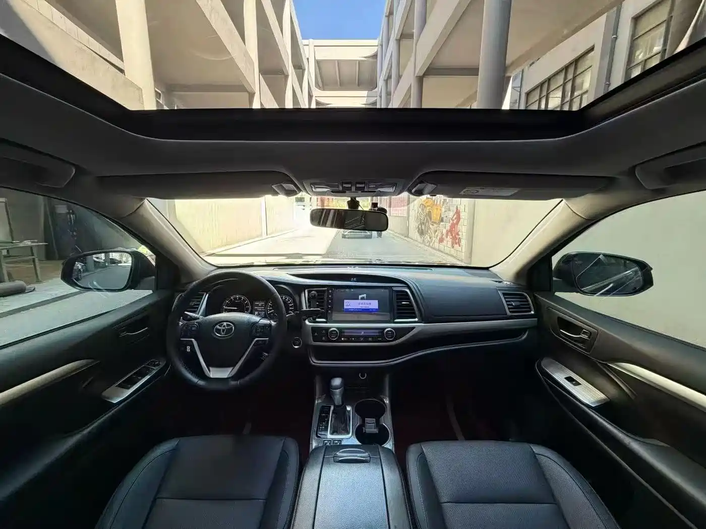 Toyota Highlander 2015 2.0T AWD Luxury Edition 7-seater фото 9