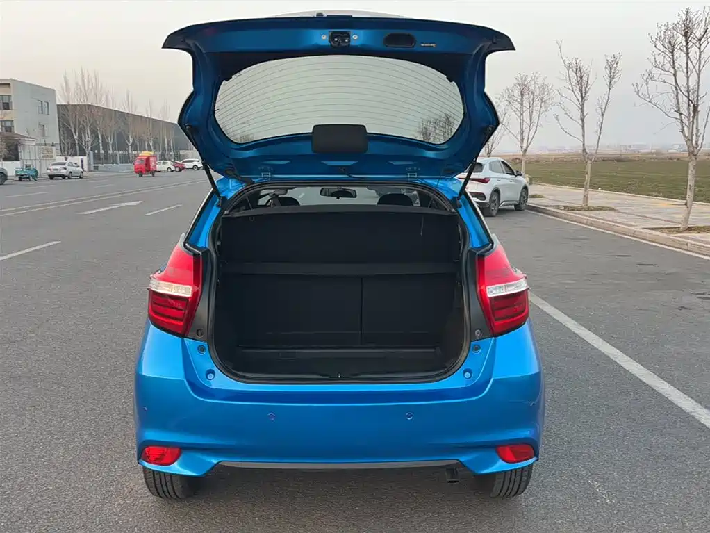 Toyota YARiS L Zhi Xuan 2016 Facelift 1.5E CVT Charming Edition фото 15