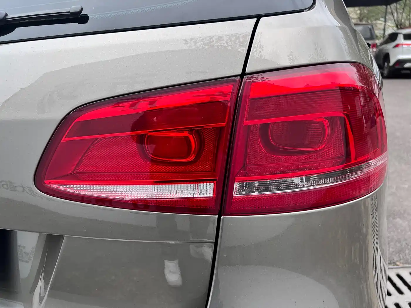 Volkswagen Magotan (Import) 2013 2012 Wagon 2.0TSI Luxury