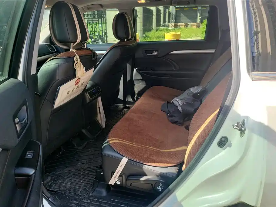 Toyota Highlander 2018 2.0T 4WD Premium 7-seater (China V) фото 11