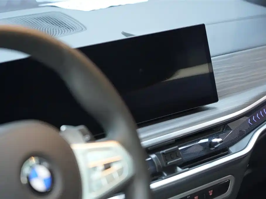 BMW X5 2023 xDrive 40Li M Sport Black Night Package фото 14