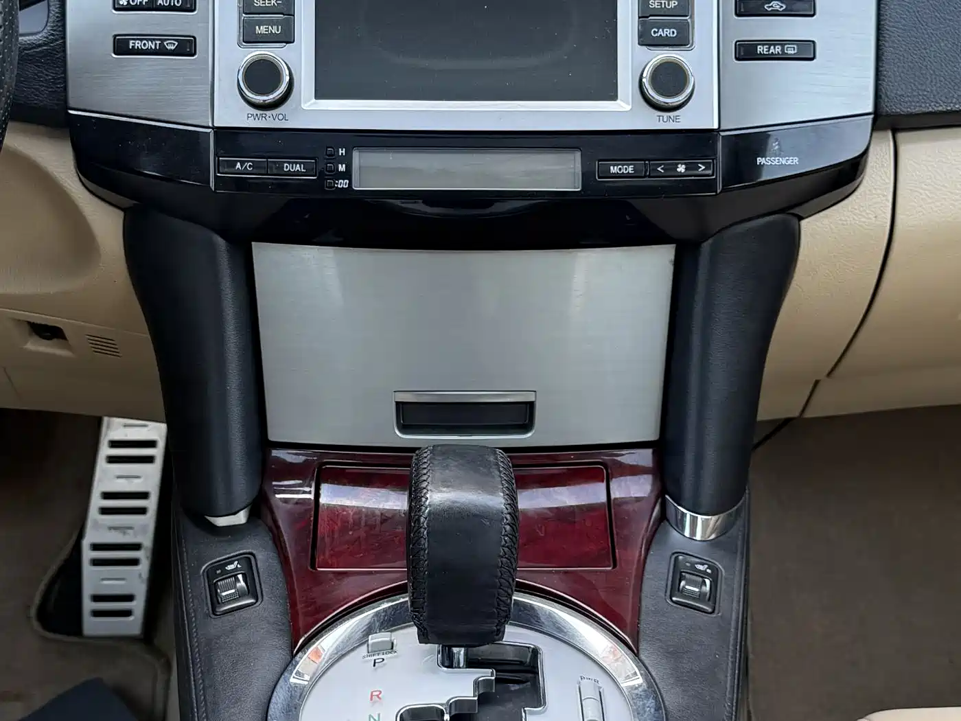 Toyota Reiz 2008 2.5S Special Commemorative Edition фото 24