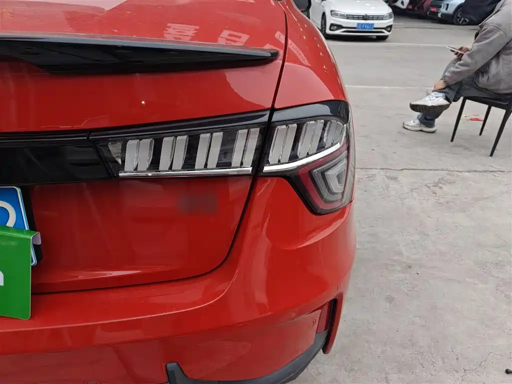 Lynk & Co 03 2018 1.5TD DCT Power Pro Version China V фото 8