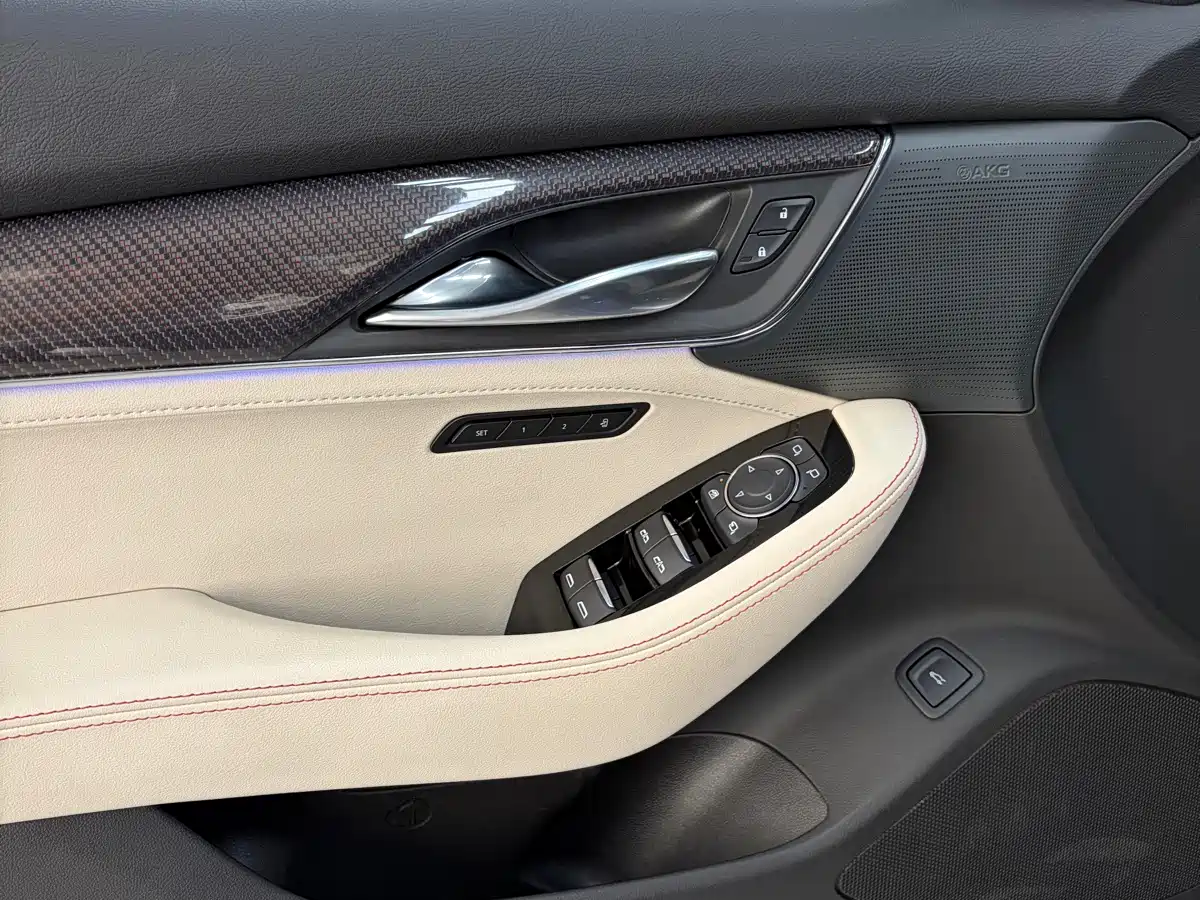 Cadillac CT5, миниатюра 20