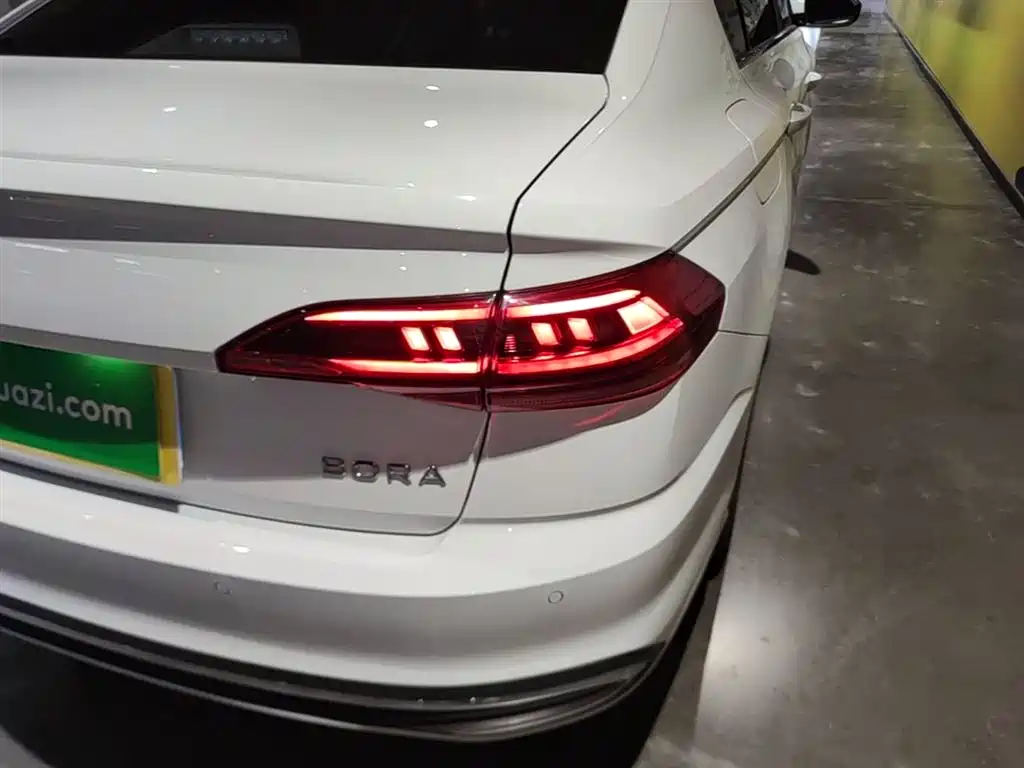Volkswagen Bora 2025 Facelift 200TSI DSG PRO Edition фото 8