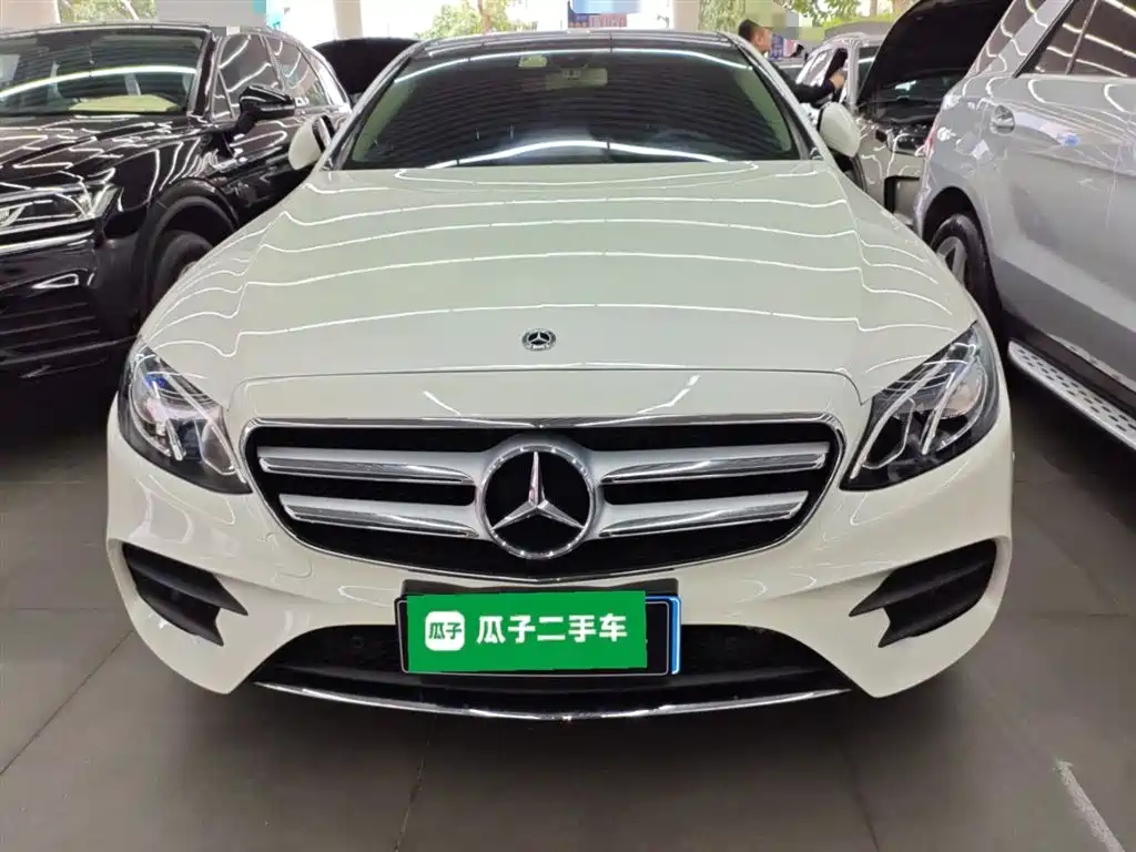 Mercedes-Benz E-Class 2018 E 300 L Sport Fashion фото 3