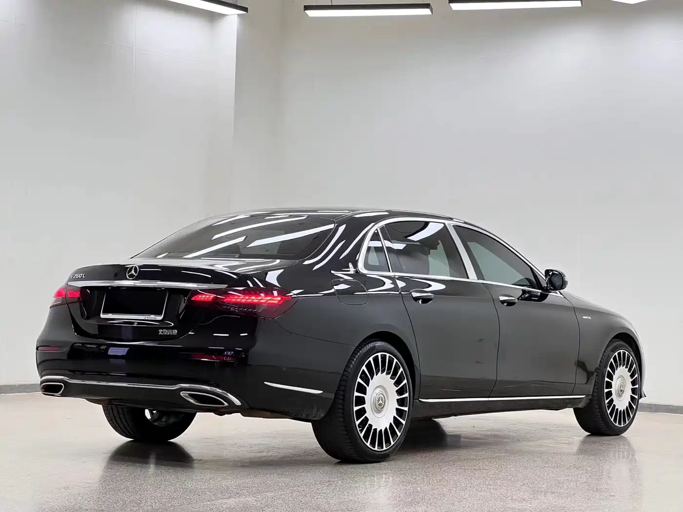 Mercedes-Benz E-Class 2021 E 260 L фото 14