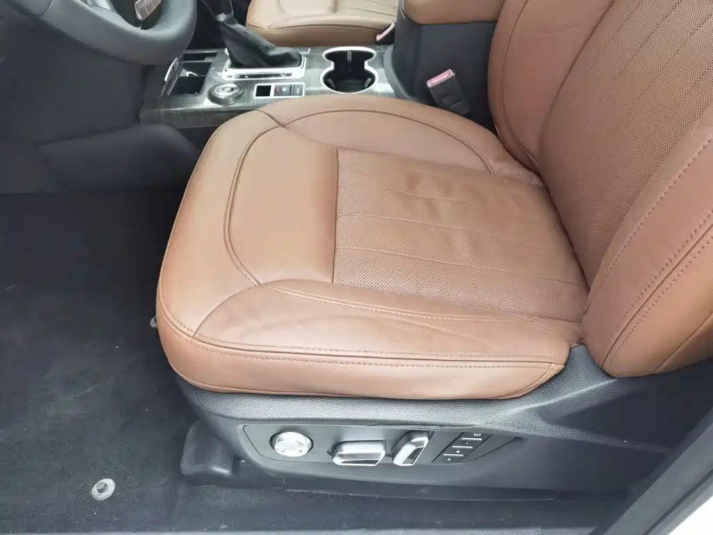 Haval H9 2016 2015 2.0T 4WD Luxury 7-Seater