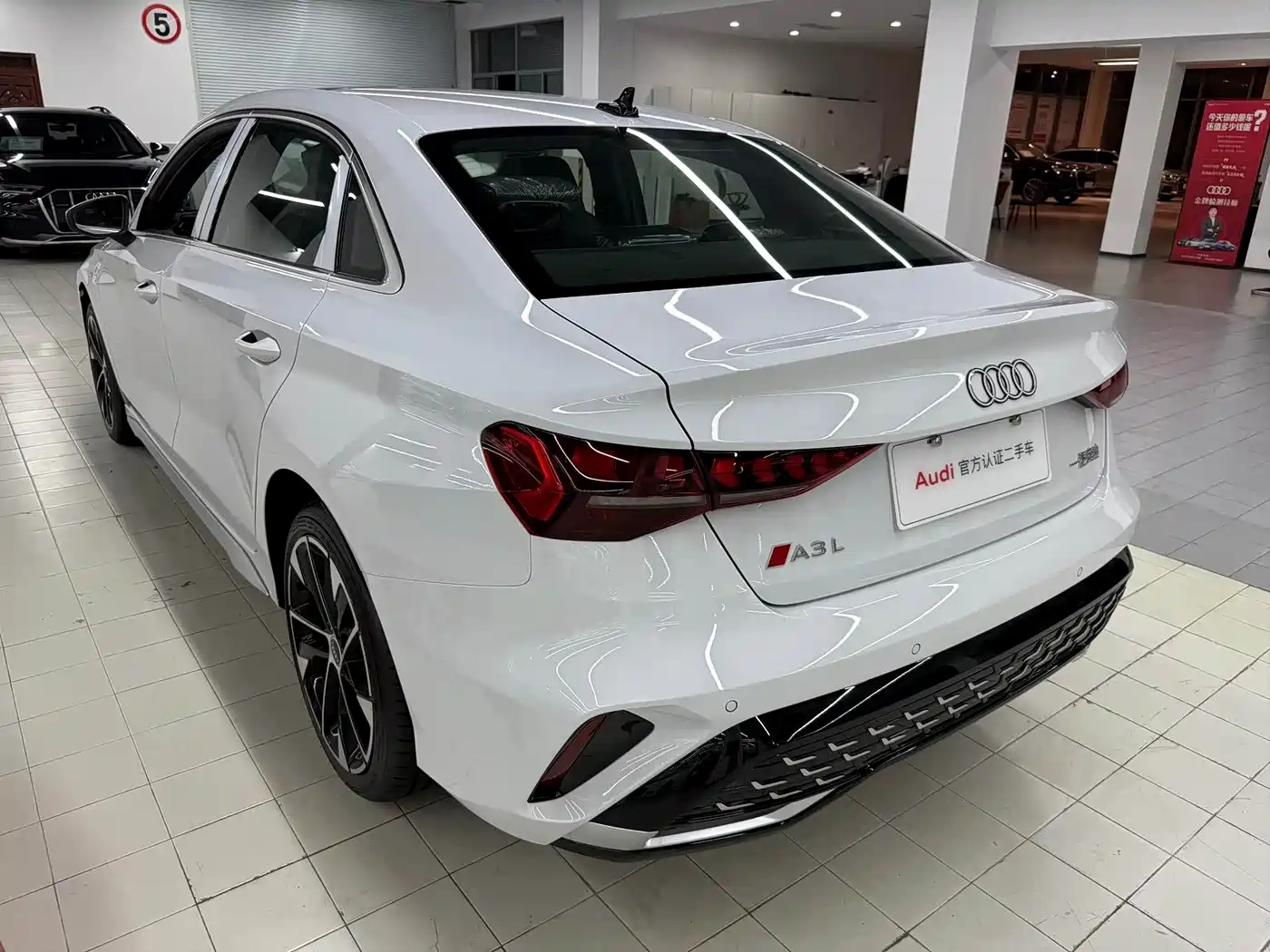 Audi A3 2025 A3L Limousine 35TFSI Flying Spur Premium + Luxury Selection Package фото 20