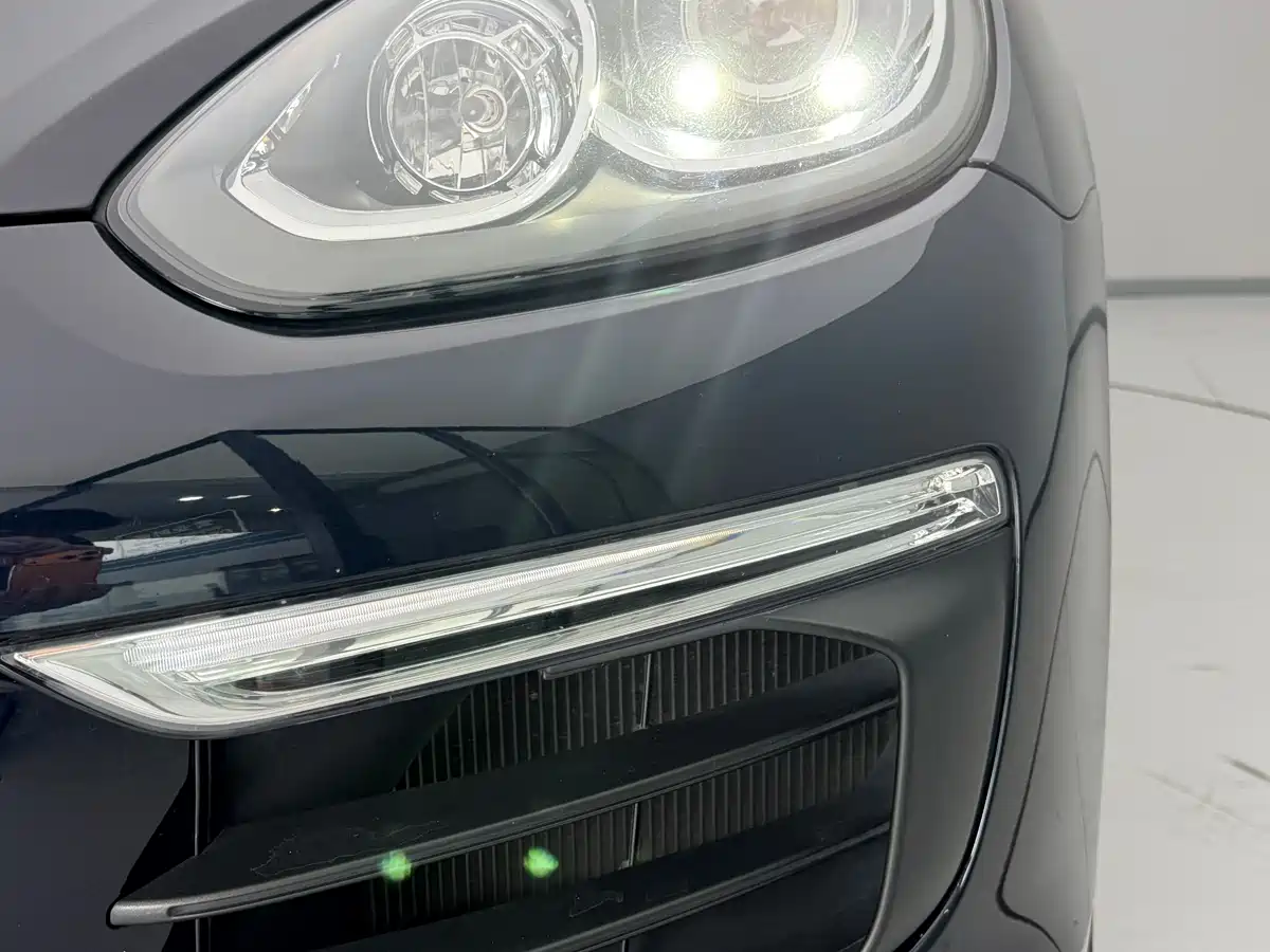 Porsche Cayenne 2016 Cayenne 3.0T фото 3