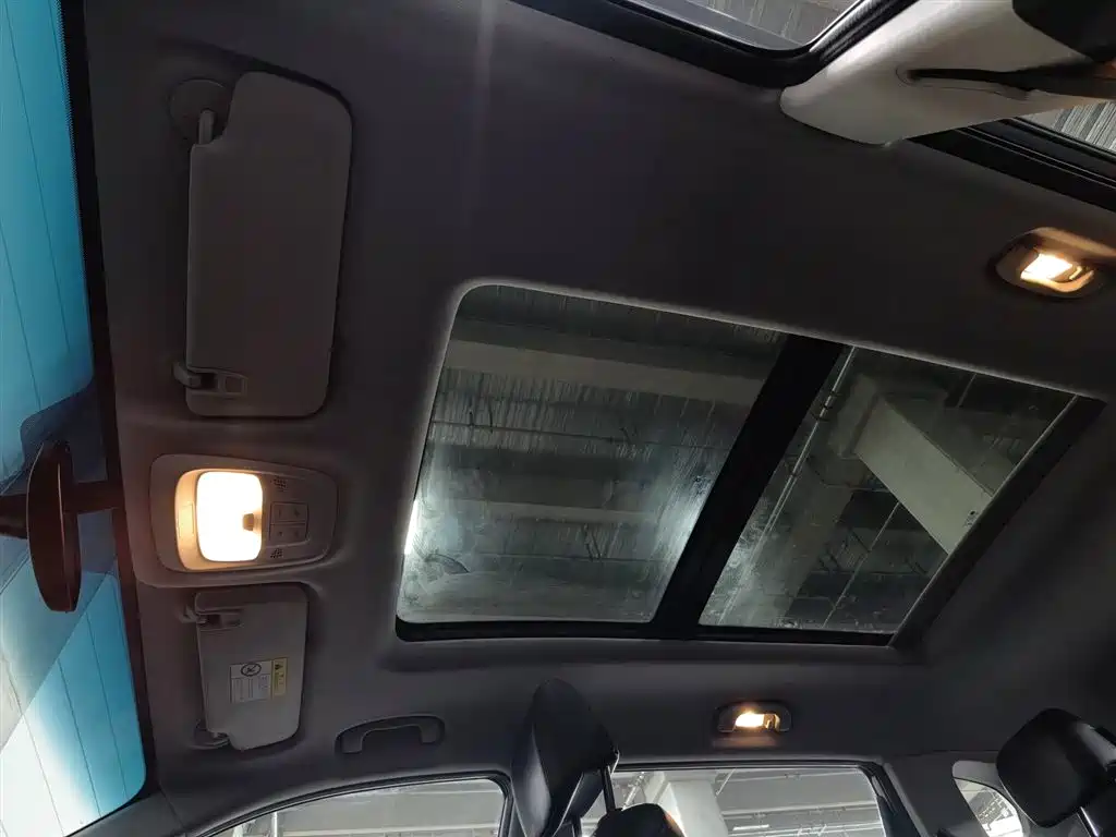Chevrolet Volando 2018 Redline 530T Auto Premium Edition (5+2 seats) China V фото 14