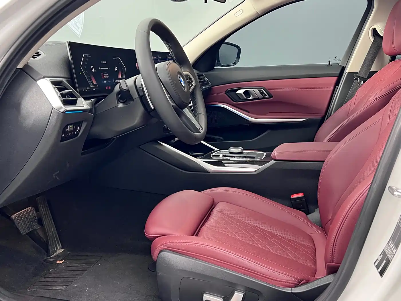 BMW 3 Series 2023 325Li M Sport Package фото 28