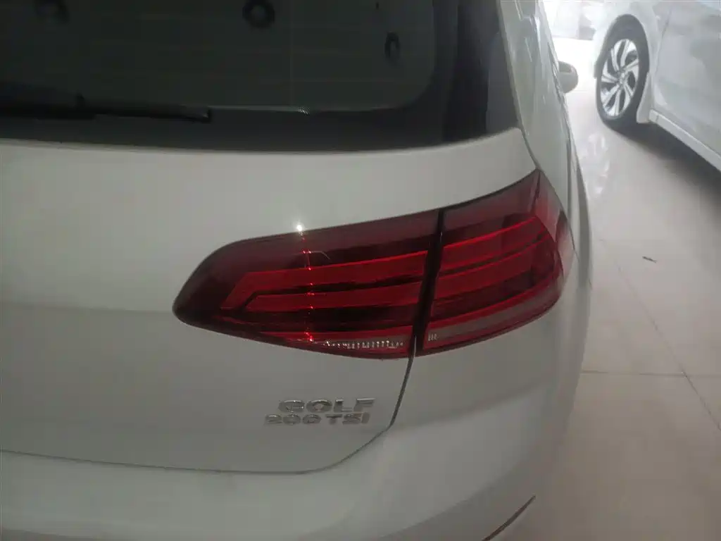 Volkswagen Golf 2019 200TSI DSG Comfort Progressive China VI фото 8