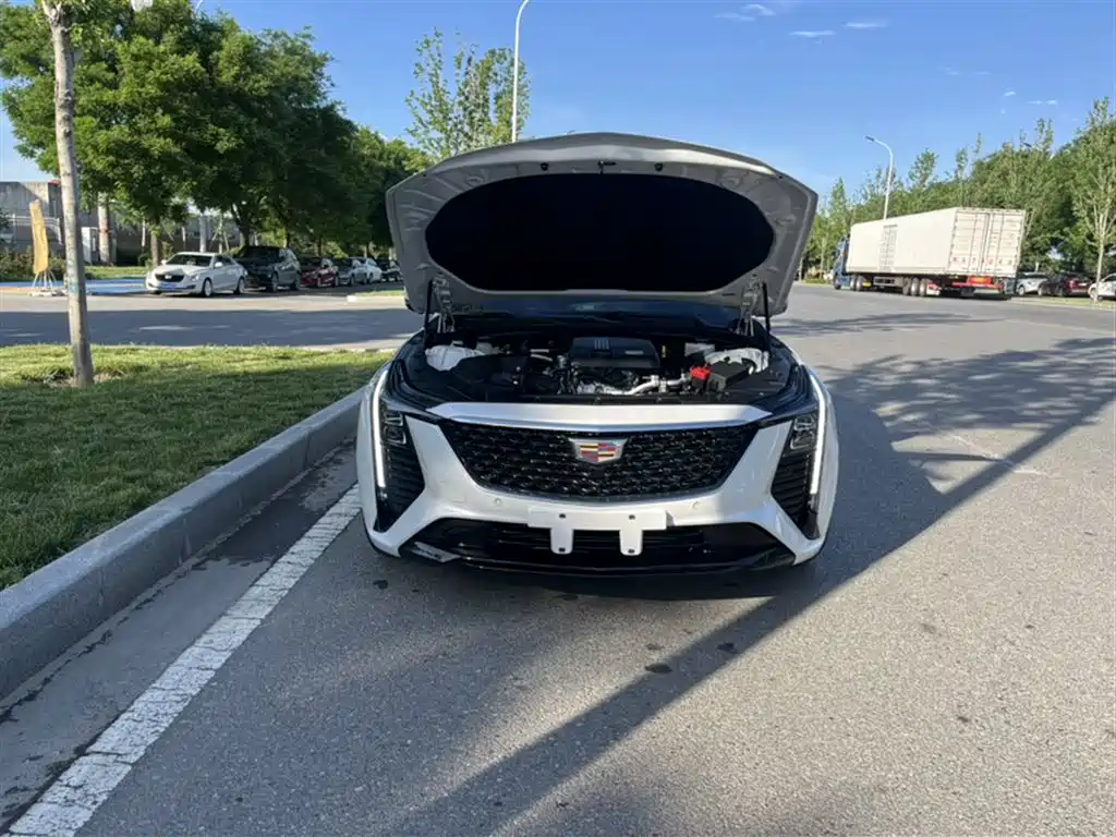 Cadillac CT5 2024 28T Luxury Model Pro фото 9