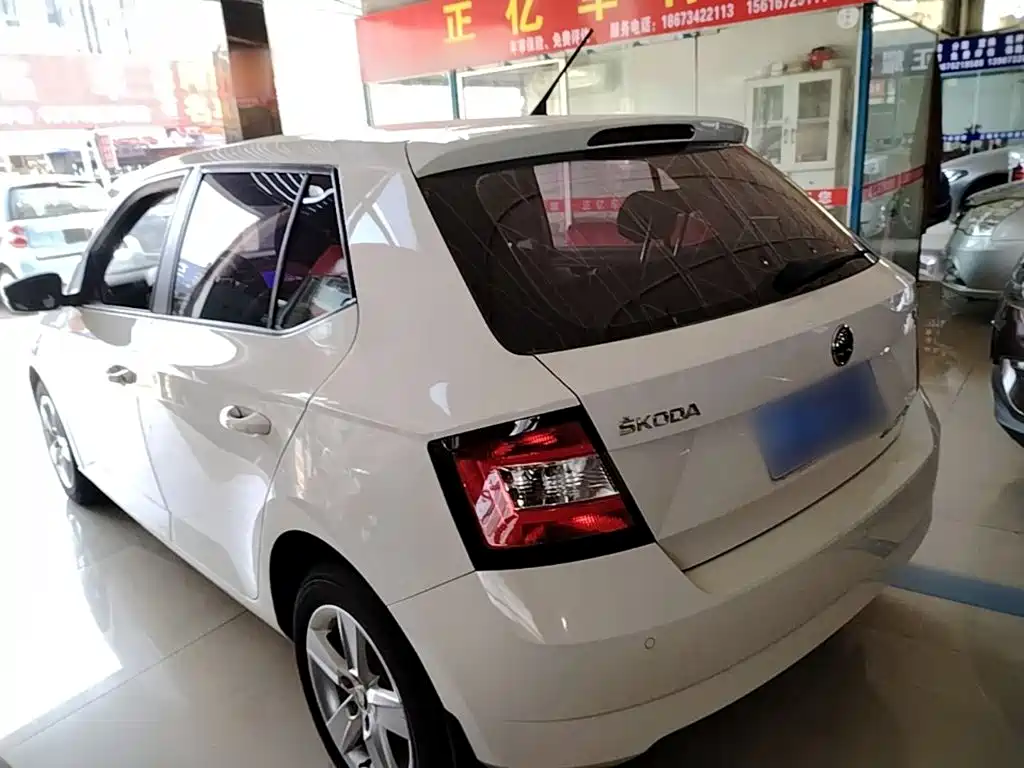 Škoda Fabia 2017 2017 1.4L Auto Car Enjoy Edition