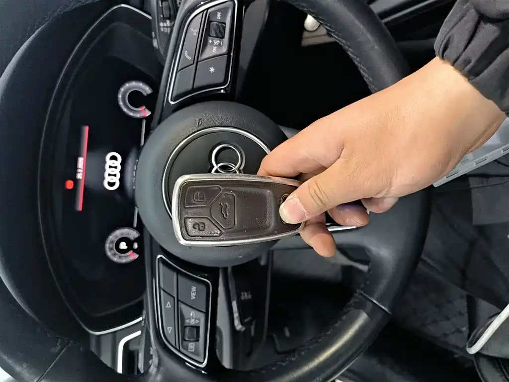 AUDI A5 (IMPORT)