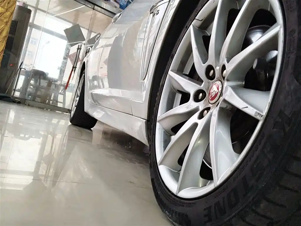Jaguar XF 2014 2014 XF 3.0 SC Elegance Edition
