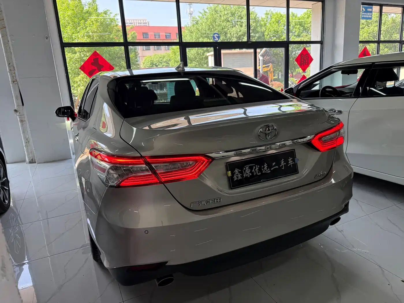 Toyota Camry 2021 2.0G Luxury Edition фото 9