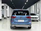 Photo 5 - Volkswagen Touran