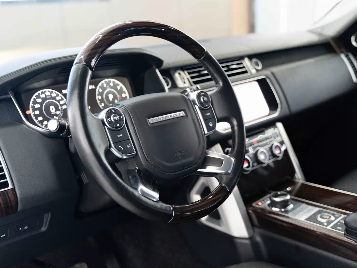 Land Rover Range Rover 2017 3.0 SC V6 Vogue фото 9